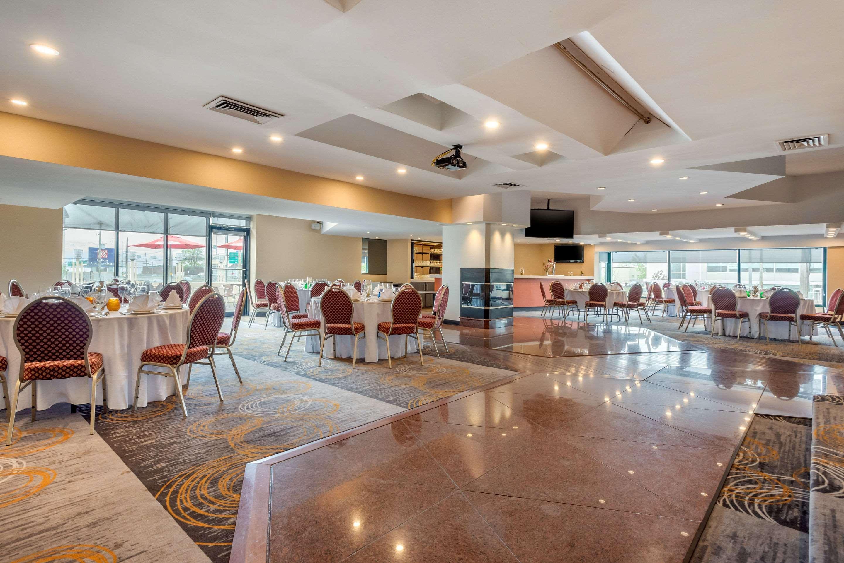 Quality Hotel Dorval Aeroport Екстер'єр фото