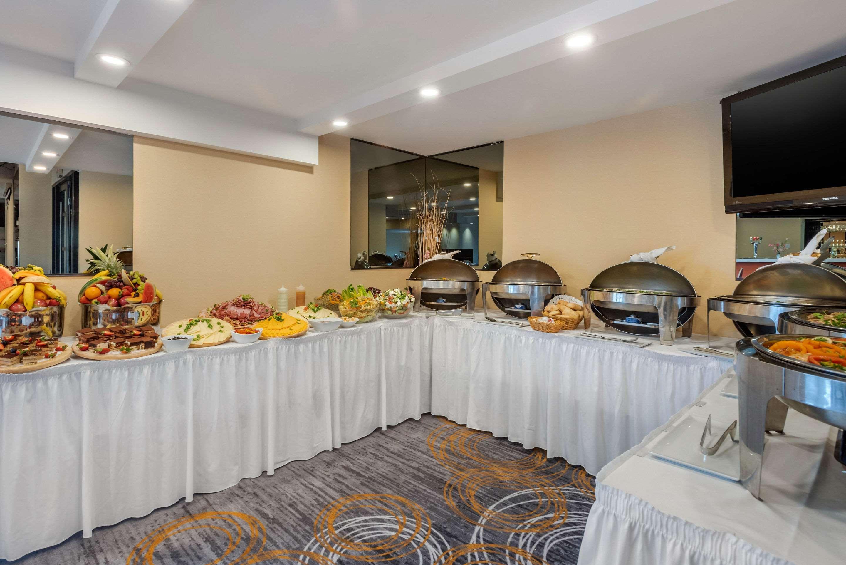 Quality Hotel Dorval Aeroport Екстер'єр фото