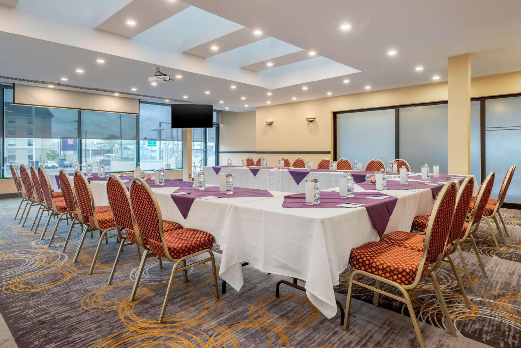 Quality Hotel Dorval Aeroport Екстер'єр фото