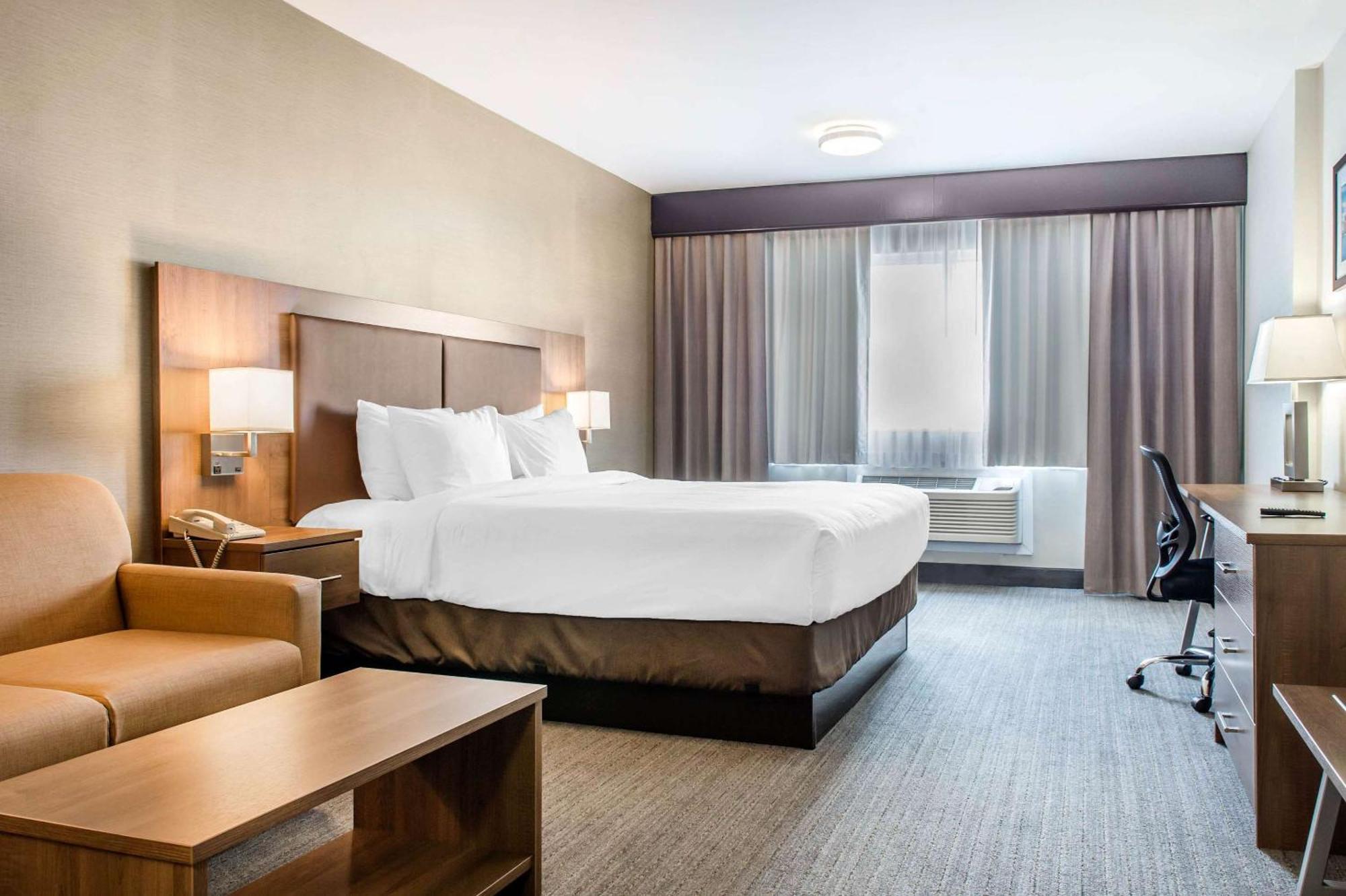 Quality Hotel Dorval Aeroport Екстер'єр фото